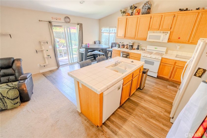 32843 Sandal Wood - photo 5