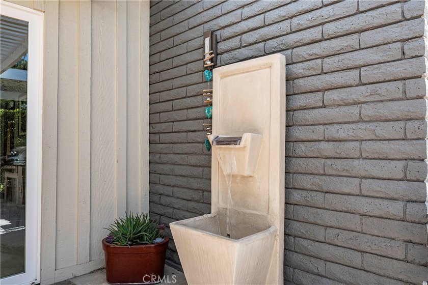 Nestled within the sought-after Virginia Vista enclave in the - photo 50