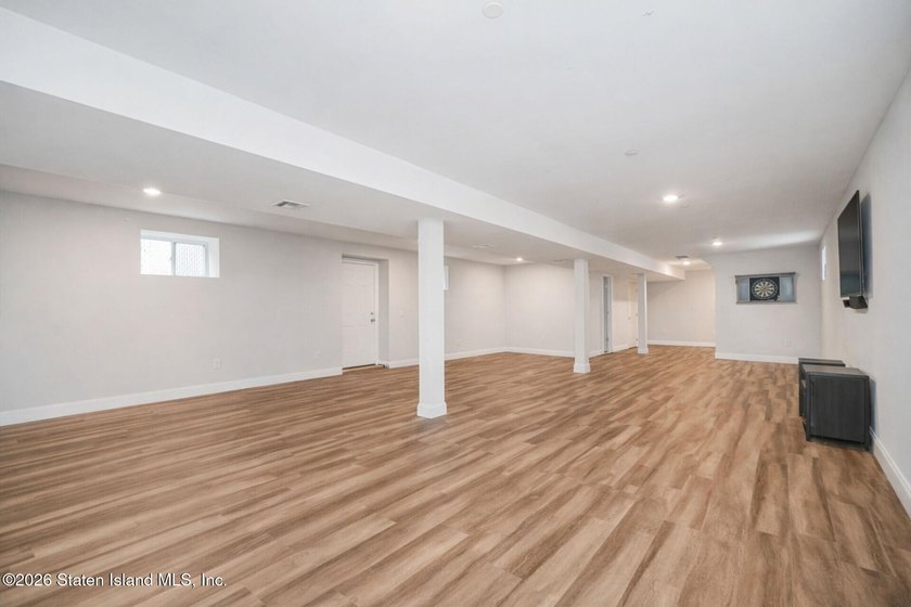 Welcome to 172 Mac Gregor Street, a legal two-family detached - photo 11