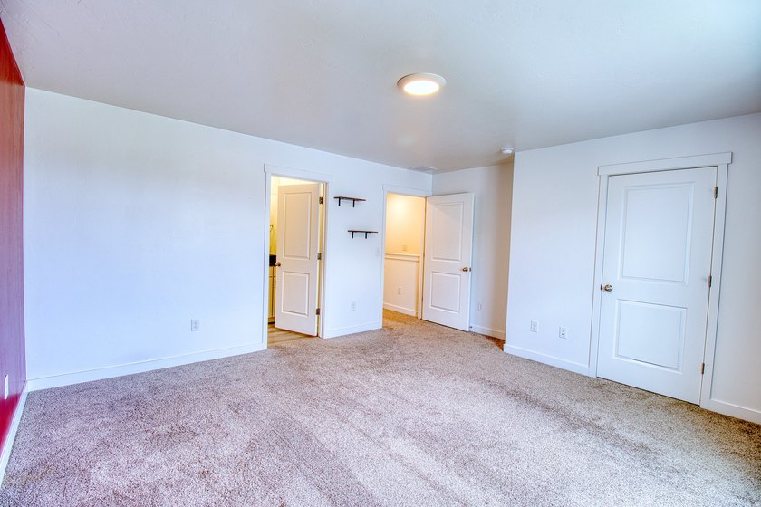 Seller is offering a $10,000 concession at closing! NO DOWN - photo 16