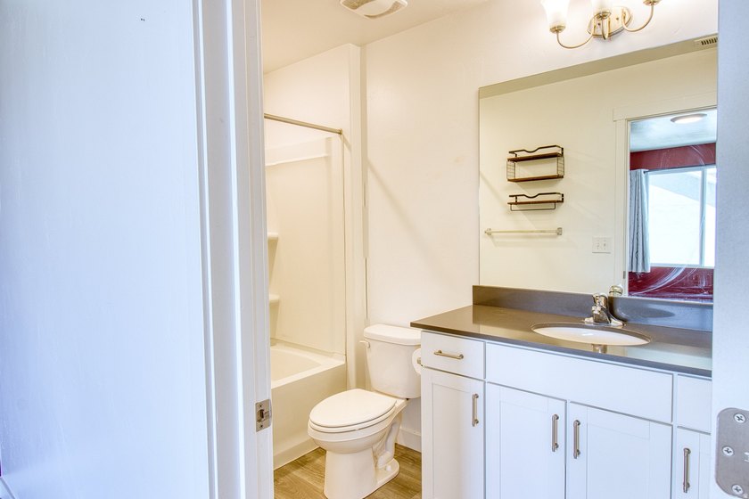 Seller is offering a $10,000 concession at closing! NO DOWN - photo 19