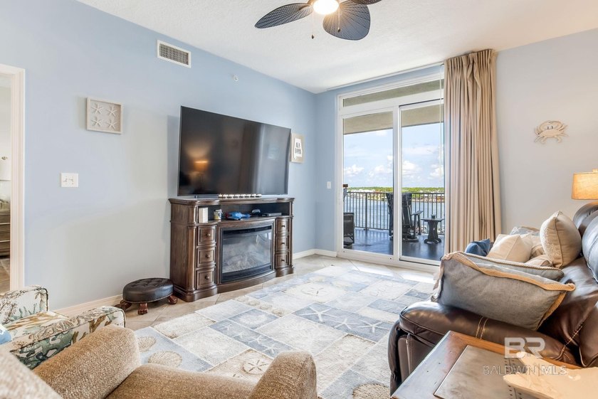 Waterfront, Fully Furnished Condo with Deeded Boat Slip &amp; - photo 25