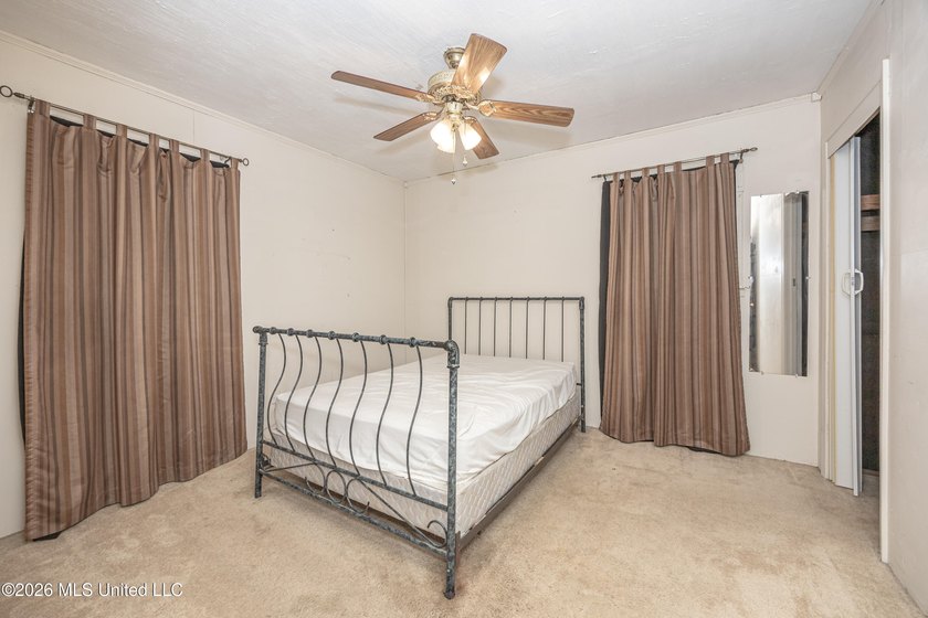 Opportunity knocks with this property sitting on a spacious - photo 30