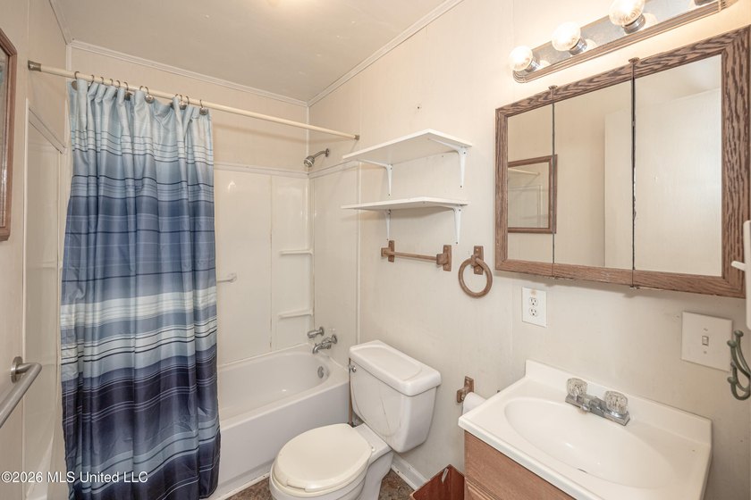 Opportunity knocks with this property sitting on a spacious - photo 34