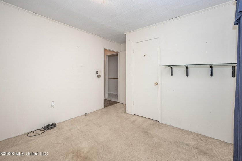 Opportunity knocks with this property sitting on a spacious - photo 37