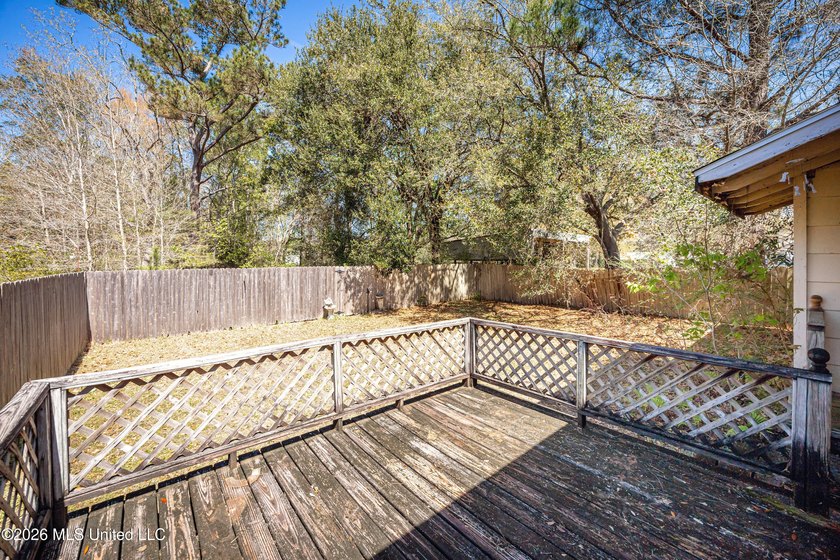 Opportunity knocks with this property sitting on a spacious - photo 41
