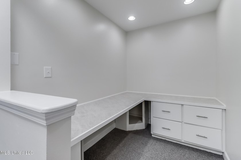 Fully Leased 3,118 SF Bay St. Louis Medical Office Building- - photo 16