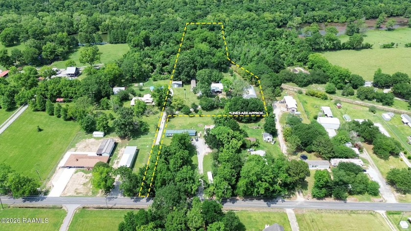 Tucked away on approximately 4.6 beautiful wooded acres, 353B - photo 19
