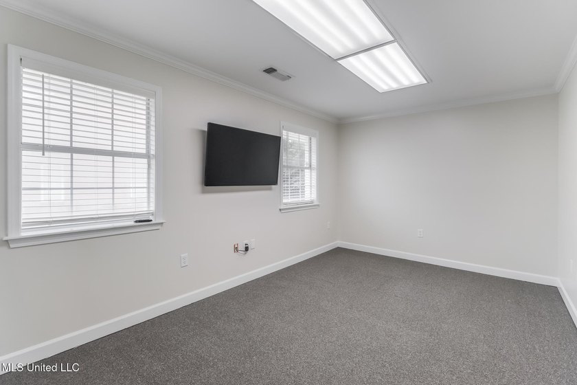 Fully Leased 3,118 SF Bay St. Louis Medical Office Building- - photo 20