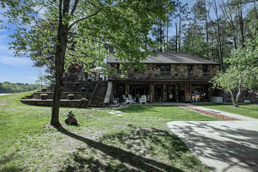 Updated and Gorgeous! This 1941 stone character home is now - photo 5