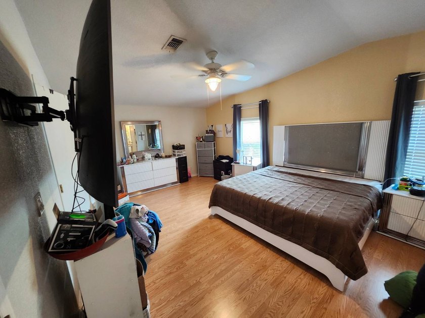 PRICE REDUCED! THIS IS A LOT OF HOME AND MOSTLY FURNISHED!! NO - photo 33