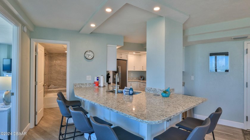 PRICED TO SELL, Coastal living with its breathtaking ocean and - photo 10