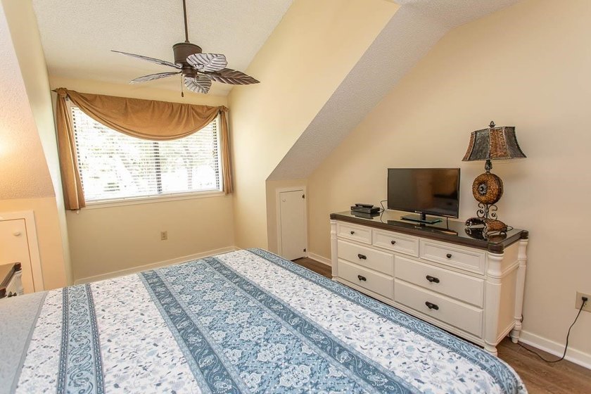 This stunning two-bedroom, two-bath, second floor villa offers - photo 14