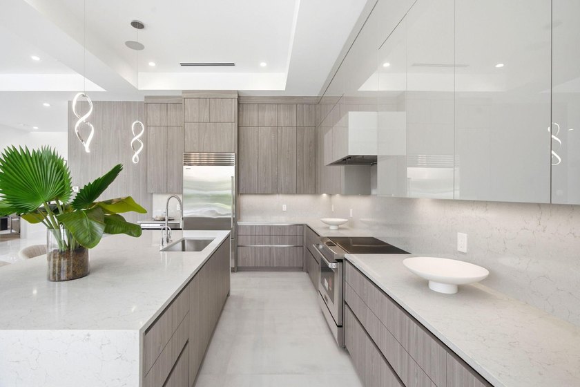 Imagine living just blocks from the action of Mizner Park and - photo 14