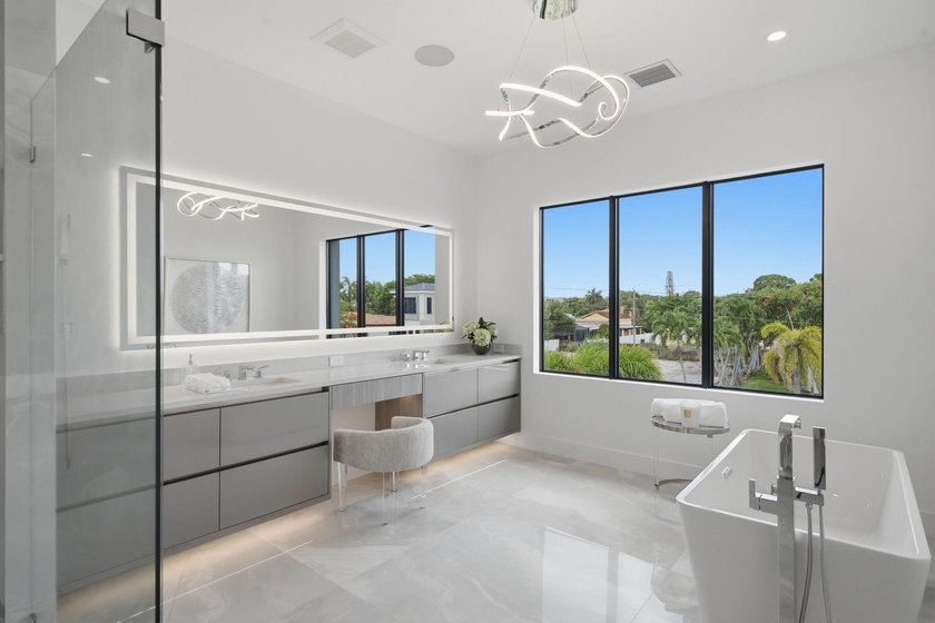 Imagine living just blocks from the action of Mizner Park and - photo 26