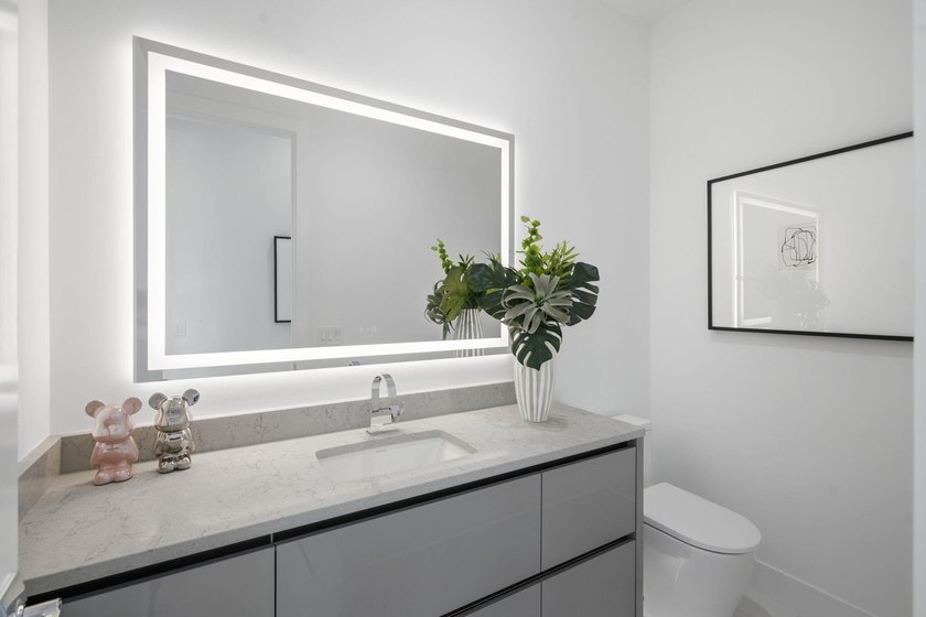 Imagine living just blocks from the action of Mizner Park and - photo 31