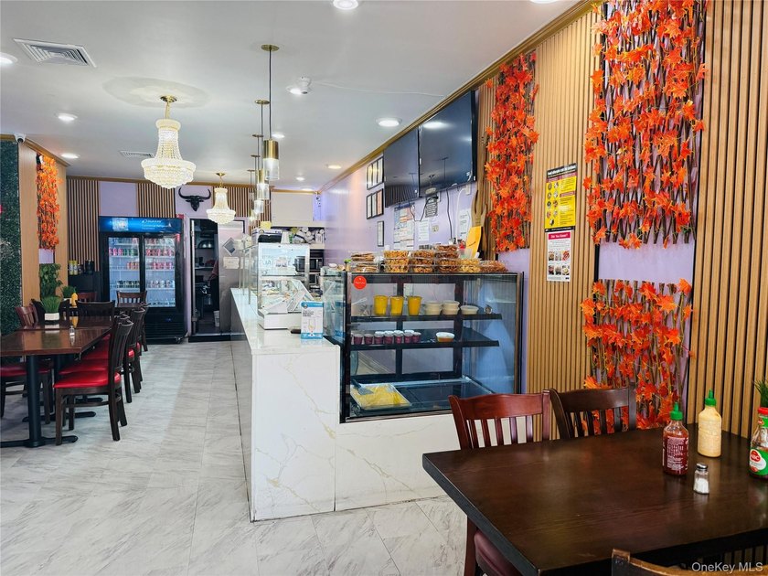 Opportunity to own a fully operational Indian Restaurant and - photo 4