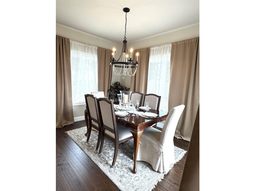 Welcome to your dream home in sought-after Pleasant Hill - photo 9