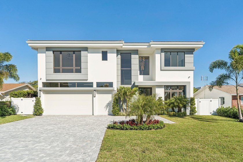 Imagine living just blocks from the action of Mizner Park and - photo 42