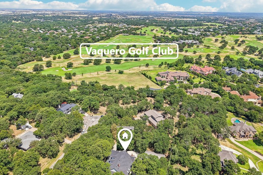 Beautiful single story home on a large heavily wooded home site - photo 3