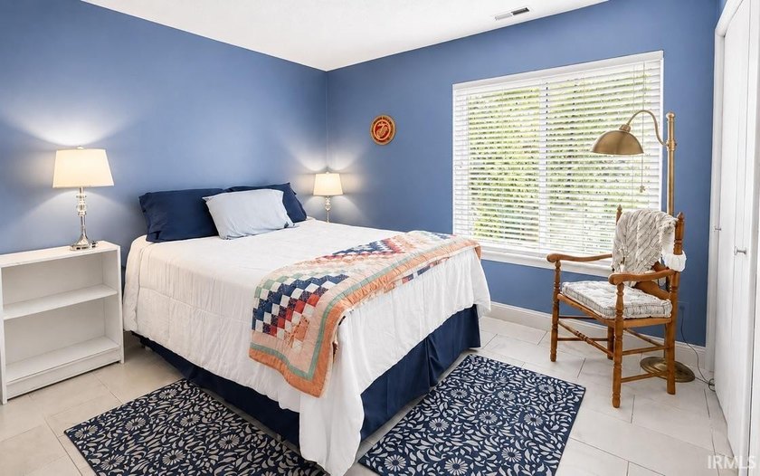 Enjoy easy one-level living and resort-style amenities at 9124 S - photo 9