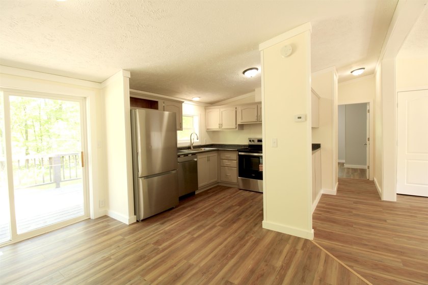 Beautifully Updated &amp; Move-In Ready with Lake Access! Enjoy the - photo 12