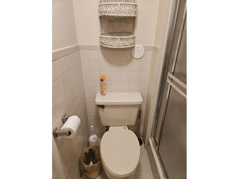REDUCED! READY TO SELL! BESTLOCATION!! Corner unit w/garage on - photo 26