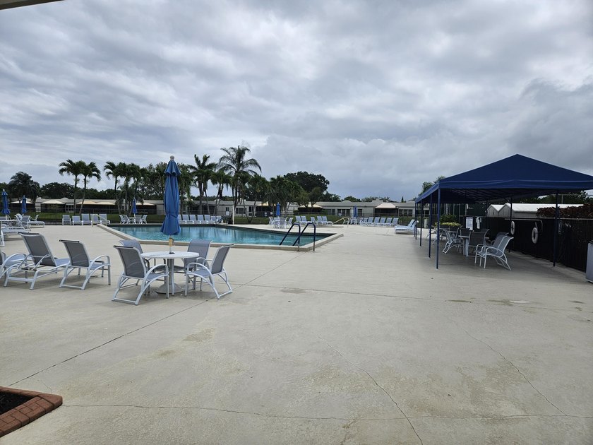 REDUCED! READY TO SELL! BESTLOCATION!! Corner unit w/garage on - photo 45
