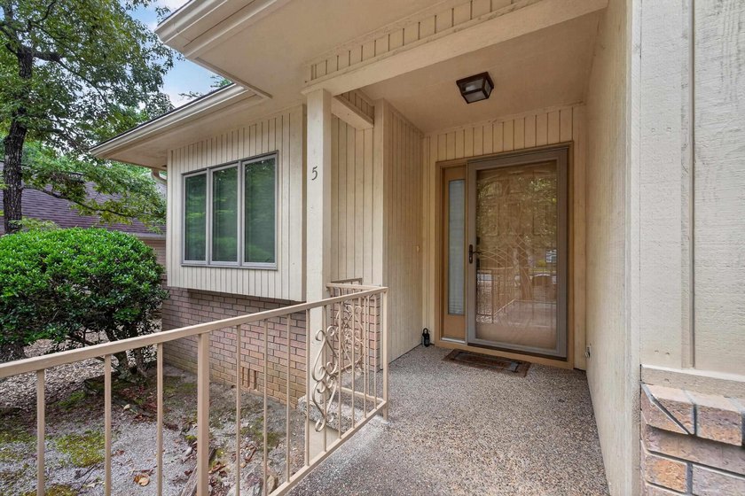 Looking for a one-level home? You've found it! This move-in - photo 8