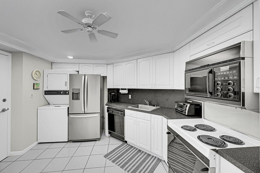 Experience the ultimate coastal lifestyle in this rarely - photo 15