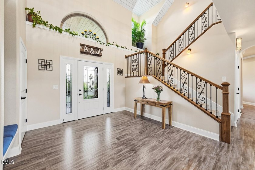 One-of-a-kind luxury custom estate privately set on 13 acres - photo 19