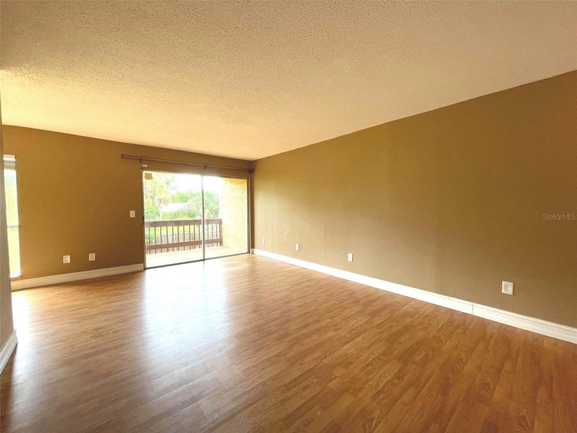 Come check out this cozy 2nd floor condo located in the - photo 4