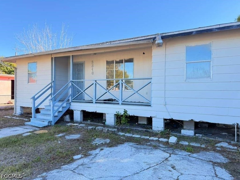Opportunity awaits at 3316 Armstrong Ct in Fort Myers! This - photo 5
