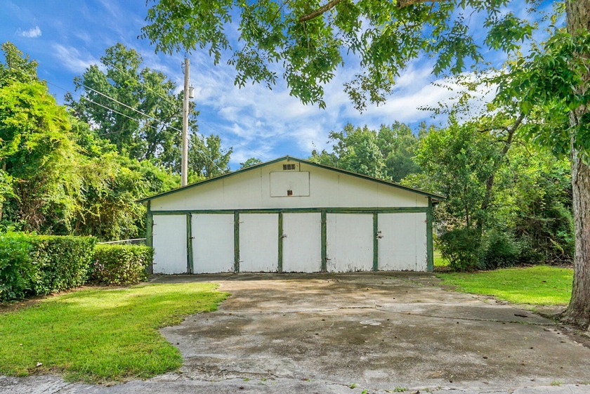 Here's your chance to own a beautiful brick home on a spacious - photo 13
