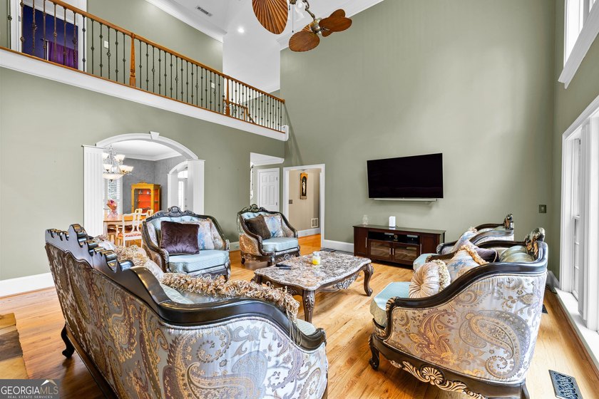 Executive home located in the sought-after Kedron Hills - photo 13