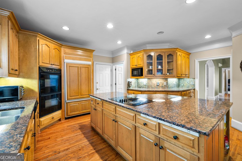 Executive home located in the sought-after Kedron Hills - photo 18