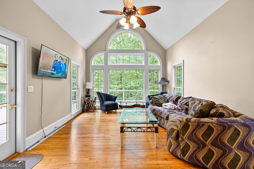 Executive home located in the sought-after Kedron Hills - photo 21