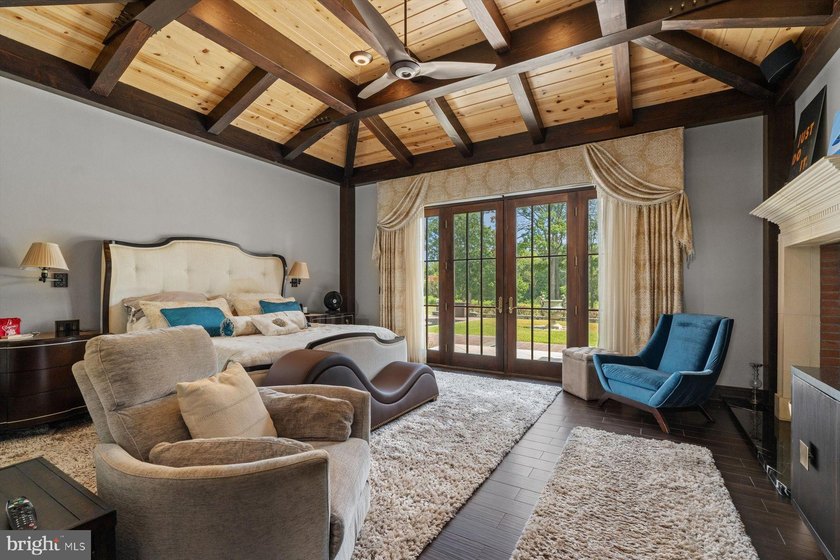 Welcome to a one-of-a-kind equestrian estate that blends privacy - photo 31
