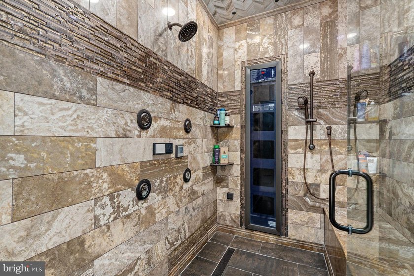 Welcome to a one-of-a-kind equestrian estate that blends privacy - photo 36