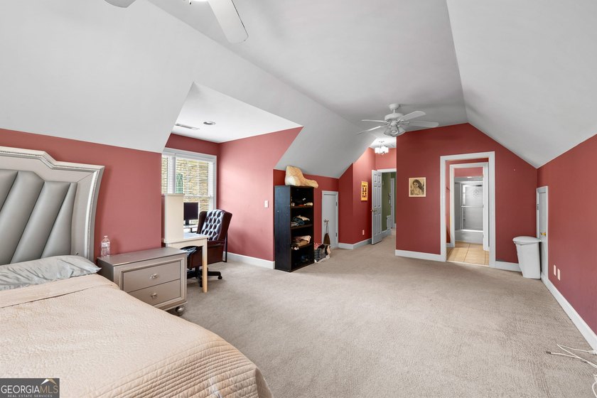 Executive home located in the sought-after Kedron Hills - photo 41