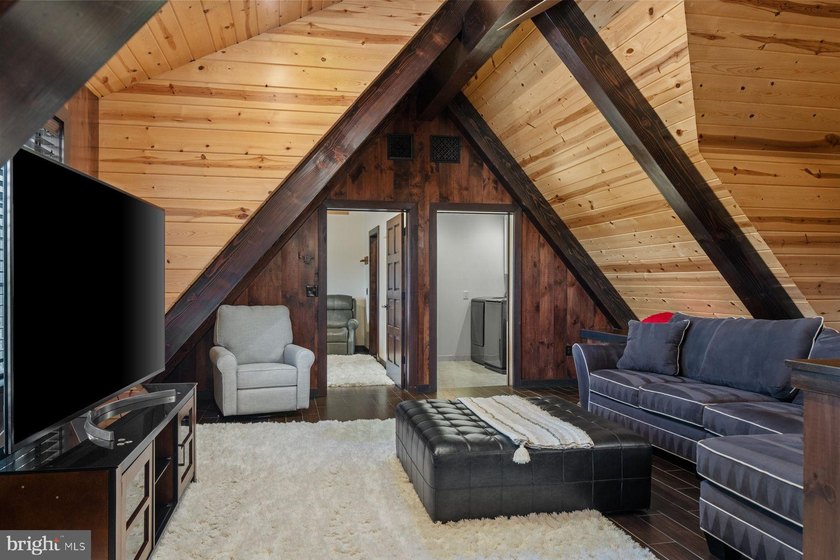 Welcome to a one-of-a-kind equestrian estate that blends privacy - photo 42