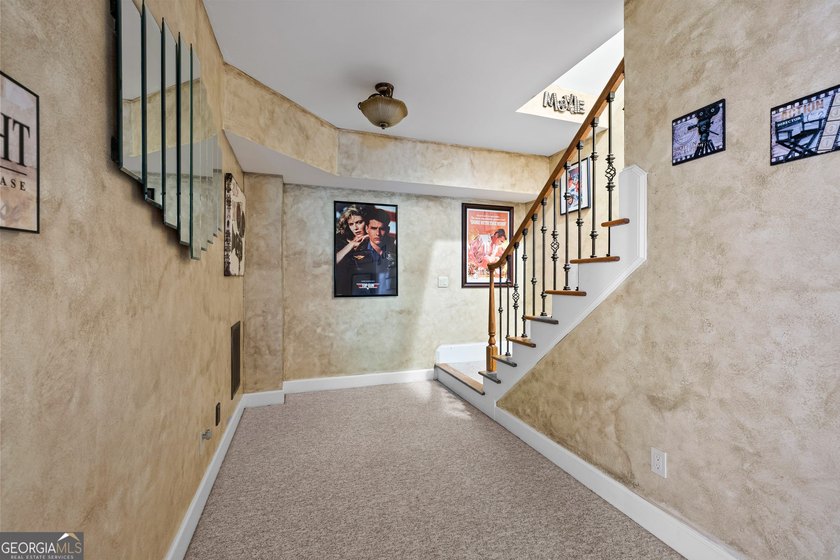 Executive home located in the sought-after Kedron Hills - photo 46