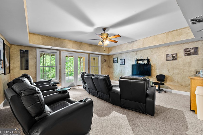 Executive home located in the sought-after Kedron Hills - photo 48