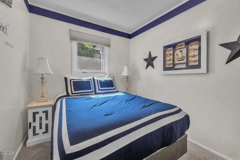 Lakefront living at its best. This fully furnished 2 bedroom, 2 - photo 10