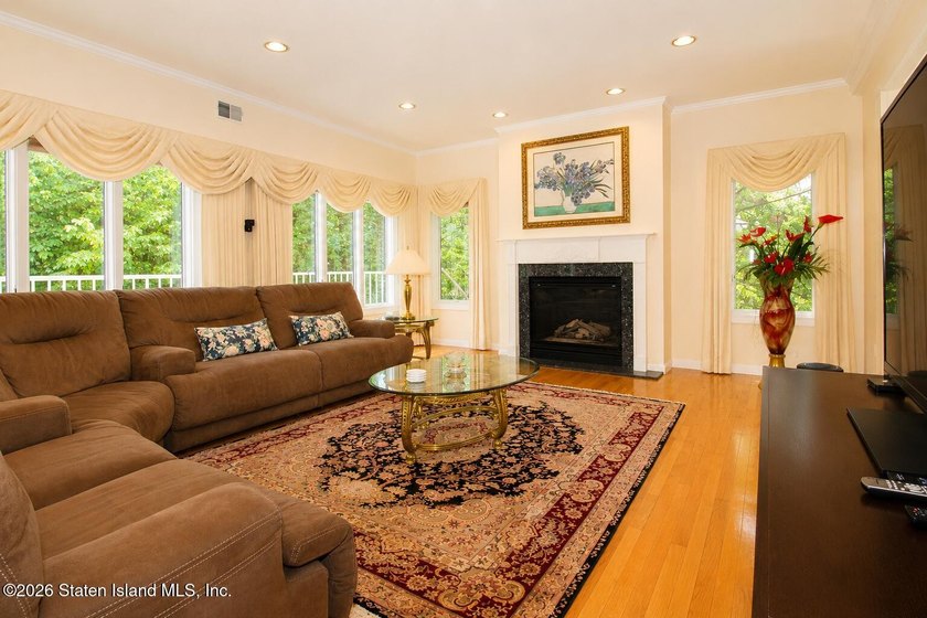 Welcome to 58 Michael Loop. Nestled in the prestigious Emerson - photo 12