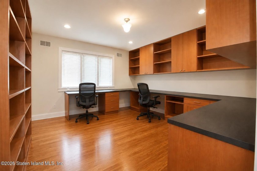 Welcome to 58 Michael Loop. Nestled in the prestigious Emerson - photo 30