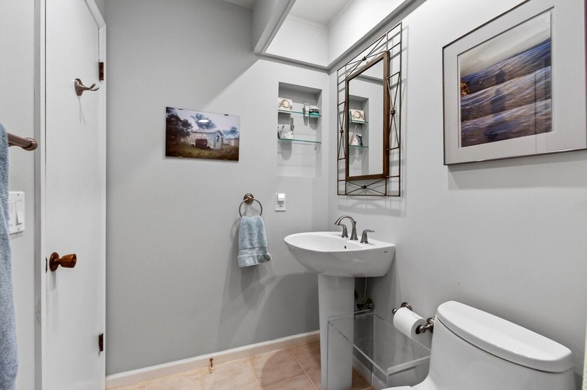 3 bedroom-2 bathroom CBS home with a Saltwater Pool and a Rare 2 - photo 31