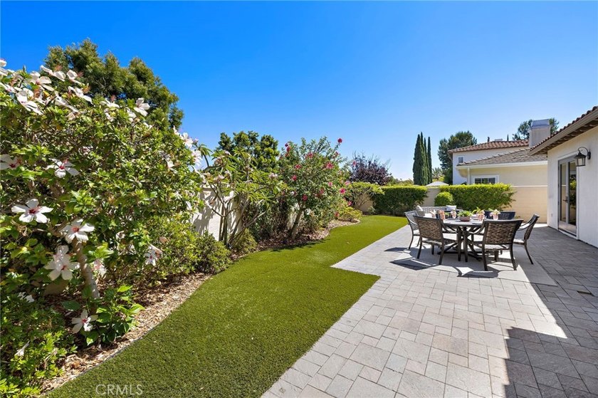 Welcome to 7 Corte Sevilla, a single-level home on a private - photo 32
