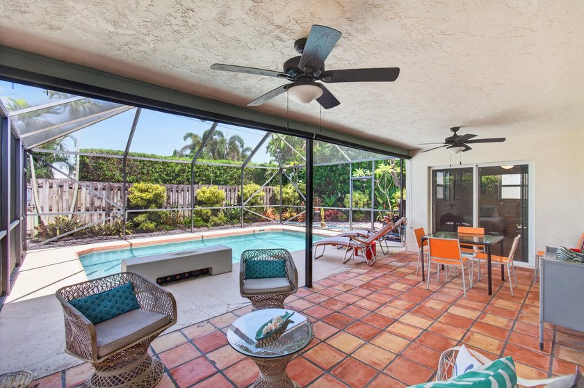 3 bedroom-2 bathroom CBS home with a Saltwater Pool and a Rare 2 - photo 35