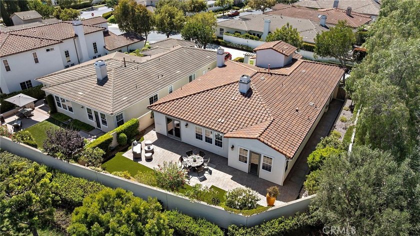 Welcome to 7 Corte Sevilla, a single-level home on a private - photo 37